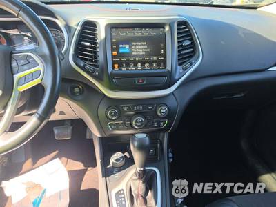 2017 Jeep Cherokee Trailhawk - zdjęcie 7 z 23 - miniatura