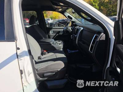 2022 Ram 1500 Classic Warlock Crew Cab Short Bed - zdjęcie 15 z 30 - miniatura