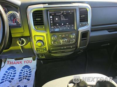 2022 Ram 1500 Classic Warlock Crew Cab Short Bed - zdjęcie 7 z 30 - miniatura