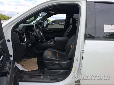 2026 GMC Sierra 3500HD AT4 Crew Cab Medium Bed - zdjęcie 6 z 21 - miniatura