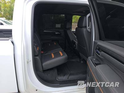 2026 GMC Sierra 3500HD AT4 Crew Cab Medium Bed - zdjęcie 16 z 21 - miniatura