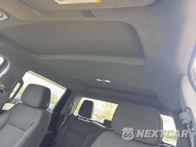 2022 Chevrolet Silverado 1500 Custom Crew Cab Short Bed 1CX - zdjęcie 8 z 18 - miniatura