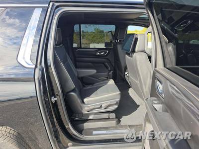 2023 GMC Yukon XL SLT - zdjęcie 14 z 28 - miniatura