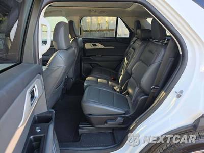 2026 Ford Explorer Active - zdjęcie 10 z 21 - miniatura