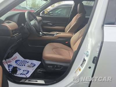 2026 Toyota Grand Highlander Hybrid MAX Platinum - zdjęcie 6 z 21 - miniatura