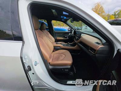 2026 Toyota Grand Highlander Hybrid MAX Platinum - zdjęcie 19 z 21 - miniatura
