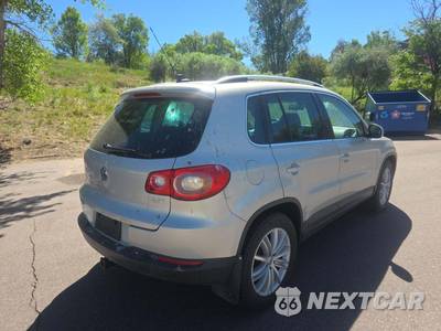 2010 Volkswagen Tiguan SE w/Leather - zdjęcie 3 z 33 - miniatura