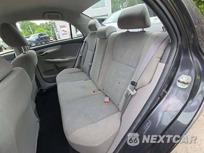 2011 Toyota Corolla LE - zdjęcie 13 z 26 - miniatura