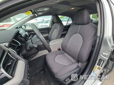 2023 Toyota Camry LE - zdjęcie 6 z 26 - miniatura
