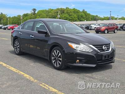 2017 Nissan Altima 2.5 SV - zdjęcie 4 z 30 - miniatura