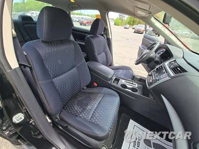 2017 Nissan Altima 2.5 SV - zdjęcie 18 z 30 - miniatura