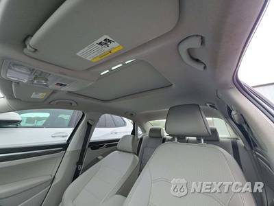2016 Volkswagen Passat 1.8T SE - zdjęcie 11 z 23 - miniatura