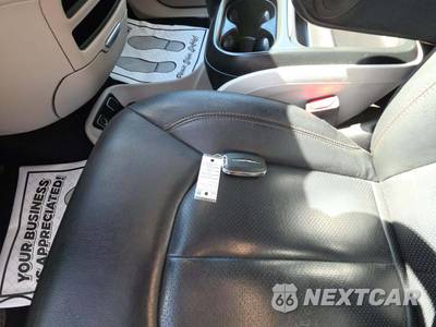 2020 Chrysler Pacifica Touring L 121.6" WB - zdjęcie 8 z 21 - miniatura