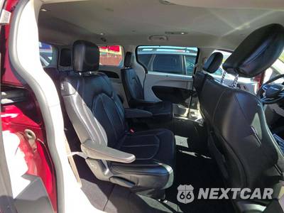 2020 Chrysler Pacifica Touring L 121.6" WB - zdjęcie 17 z 21 - miniatura