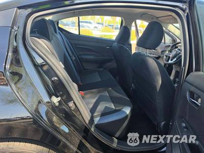 2025 Nissan Versa SV - zdjęcie 13 z 17 - miniatura