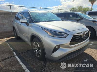 2021 Toyota Highlander XLE - zdjęcie 4 z 26 - miniatura
