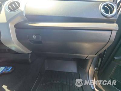 2019 Toyota Tundra SR5 Crew Cab Short Bed - zdjęcie 19 z 28 - miniatura