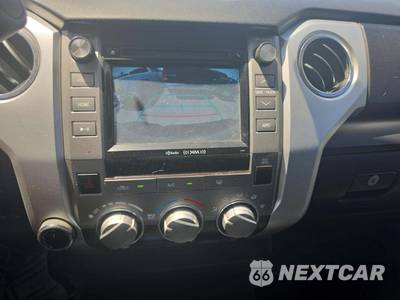 2019 Toyota Tundra SR5 Crew Cab Short Bed - zdjęcie 10 z 28 - miniatura