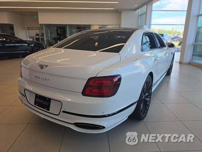 2025 Bentley Flying Spur Speed V8 Hybrid - zdjęcie 3 z 21 - miniatura