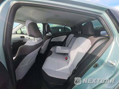 2017 Toyota Prius Two - zdjęcie 13 z 21 - miniatura