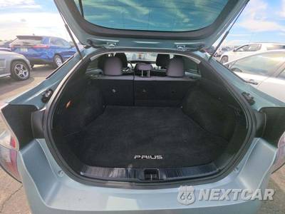2017 Toyota Prius Two - zdjęcie 14 z 21 - miniatura