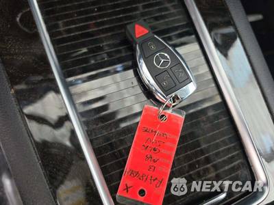 2013 Mercedes-Benz GLK 350 - zdjęcie 8 z 20 - miniatura