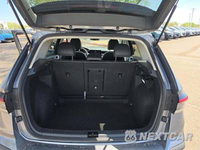2025 Volkswagen Taos SE - zdjęcie 11 z 18 - miniatura