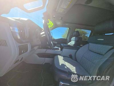 2024 Ford Super Duty F-250 Limited Crew Cab Medium Bed - zdjęcie 6 z 20 - miniatura