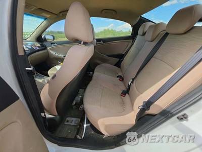 2017 Hyundai Accent SE Sedan - zdjęcie 13 z 20 - miniatura