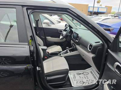 2025 Hyundai Venue SEL - zdjęcie 18 z 21 - miniatura