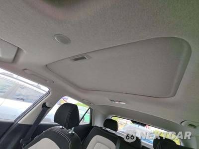 2025 Hyundai Venue SEL - zdjęcie 11 z 21 - miniatura