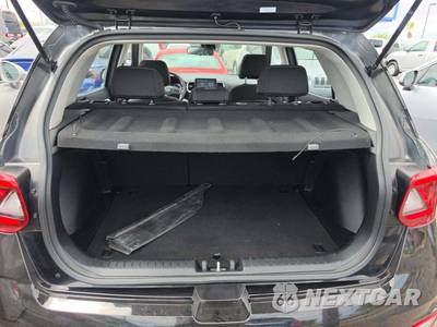 2025 Hyundai Venue SEL - zdjęcie 14 z 21 - miniatura