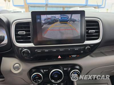 2025 Hyundai Venue SEL - zdjęcie 10 z 21 - miniatura