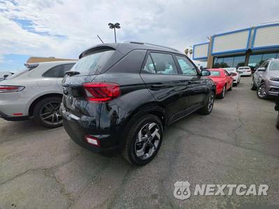 2025 Hyundai Venue SEL - zdjęcie 3 z 21 - miniatura