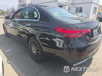 2022 Mercedes-Benz C 300 Sedan - zdjęcie 2 z 20 - miniatura