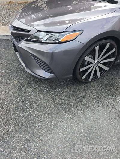 2019 Toyota Camry SE - zdjęcie 21 z 26 - miniatura
