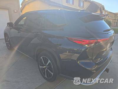 2021 Toyota Highlander XSE - zdjęcie 2 z 21 - miniatura