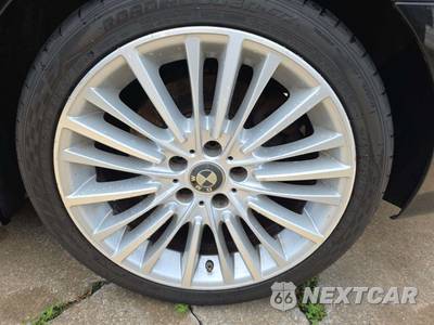 2014 BMW 5 Series Sedan 550i LUXURY LINE - zdjęcie 37 z 45 - miniatura