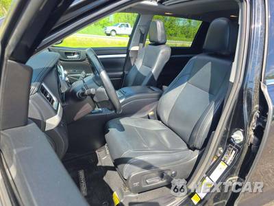 2018 Toyota Highlander XLE - zdjęcie 3 z 18 - miniatura