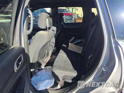 2017 Jeep Grand Cherokee Laredo - zdjęcie 13 z 20 - miniatura