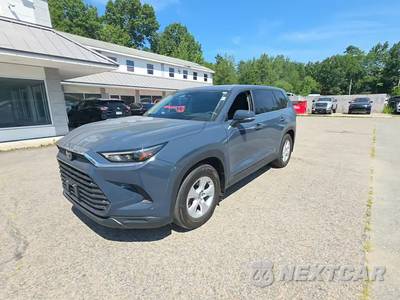 2025 Toyota Grand Highlander LE - zdjęcie 1 z 26 - miniatura