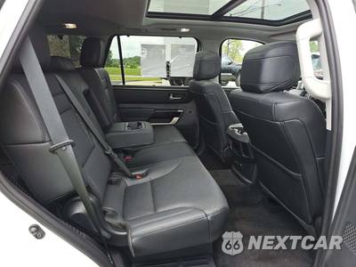 2024 Toyota Sequoia Limited - zdjęcie 17 z 23 - miniatura