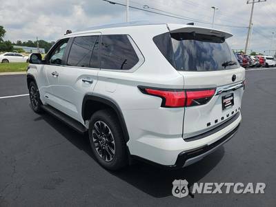 2024 Toyota Sequoia Limited - zdjęcie 2 z 23 - miniatura