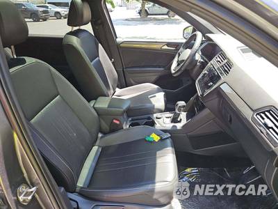 2022 Volkswagen Tiguan SE R-Line Black - zdjęcie 18 z 21 - miniatura