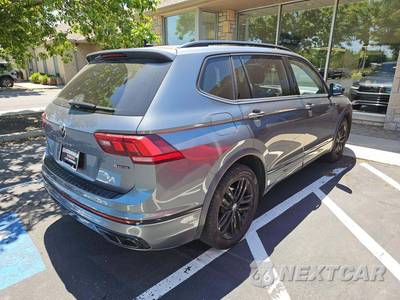 2022 Volkswagen Tiguan SE R-Line Black - zdjęcie 3 z 21 - miniatura