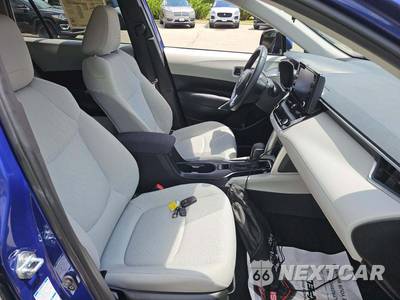 2022 Toyota Corolla Cross LE - zdjęcie 15 z 19 - miniatura
