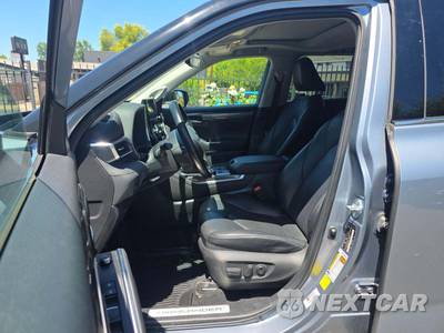 2023 Toyota Highlander Limited - zdjęcie 3 z 23 - miniatura