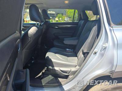 2023 Toyota Highlander Limited - zdjęcie 10 z 23 - miniatura