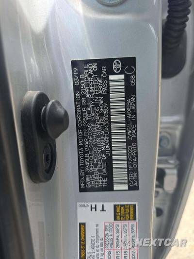 2019 Toyota Prius LE - zdjęcie 2 z 39 - miniatura