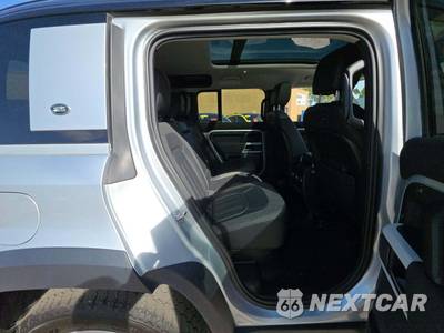 2020 Land Rover Defender 110 First Edition - zdjęcie 13 z 23 - miniatura